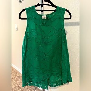 cabi Eyelet Gemma Top size Small